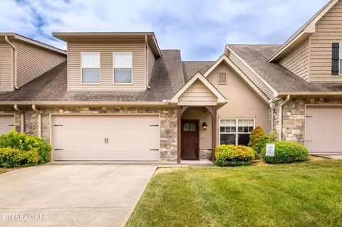1205 Crestway Dr, Athens, TN 37303