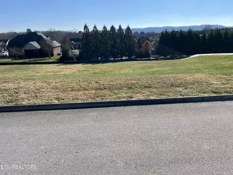 4532 Alan Springs Ln, Knoxville, TN 37938