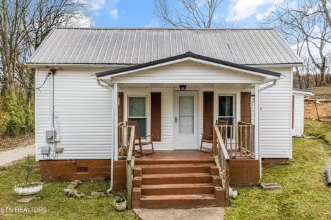 1363 Highland Ave, Lenoir City, TN 37771