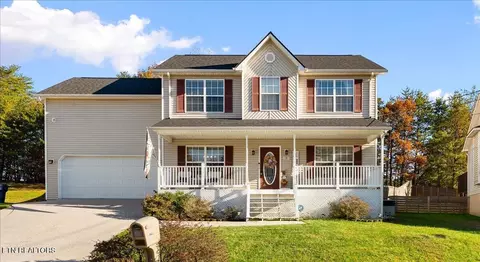 7114 Lyle Bend Ln, Knoxville, TN 37918