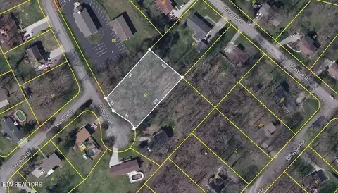 10004 Sugar Pine Ct, Powell, TN 37849