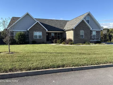 7439 Haley Ln, Corryton, TN 37721
