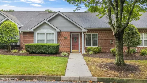 715 Cedar Ln #129, Knoxville, TN 37912