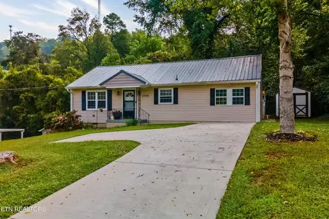 1708 Breda Dr, Knoxville, TN 37918