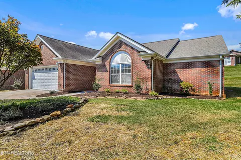4419 Hartland Ln, Knoxville, TN 37938
