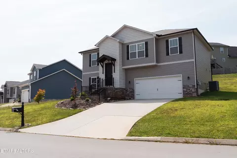 7941 Poplar Grove Ln, Powell, TN 37849
