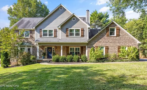 211 Sugarwood Dr, Knoxville, TN 37934