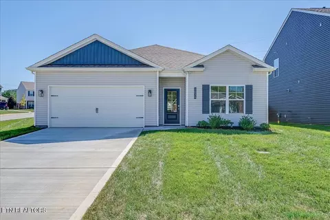 1636 Cabernet Ln, Knoxville, TN 37918