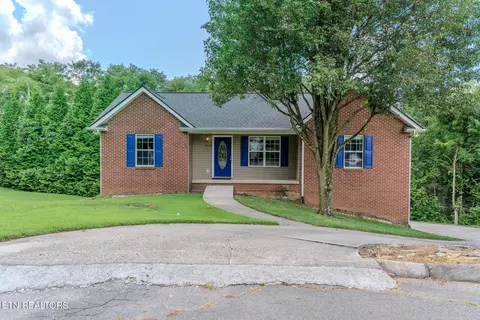 7000 Stanfort Ln, Knoxville, TN 37918