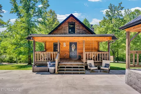 762 Edd Linder Rd, Jamestown, TN 38556