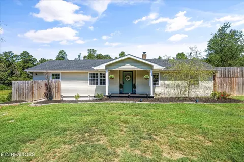 3166 W Wolf Valley Rd, Clinton, TN 37716