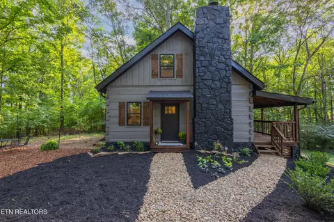 1331 Ida Ln, Knoxville, TN 37920