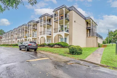 5709 Lyons View Pike #2305, Knoxville, TN 37919