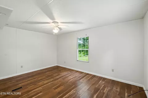 5849 Bernie Cir, Talbott, TN 37877 photo 18