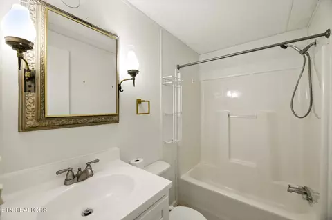 5849 Bernie Cir, Talbott, TN 37877 photo 17