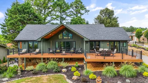 325 Southshore Dr, Greenback, TN 37742