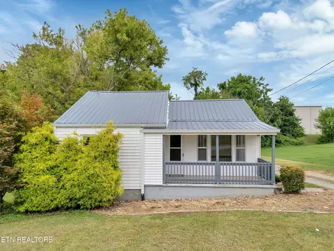 426 Walters Dr, Morristown, TN 37814