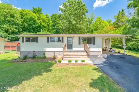 4403 Valley View Dr, Knoxville, TN 37917