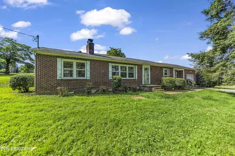 7205 Afton Dr, Knoxville, TN 37918