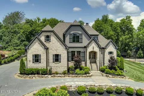 317 Barnsley Rd, Knoxville, TN 37934