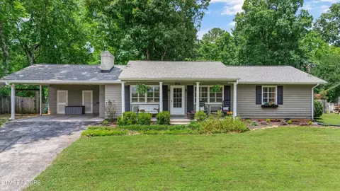 8037 Sabre Dr, Knoxville, TN 37919