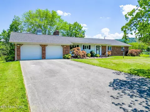 7212 Della Dr, Powell, TN 37849 photo 3