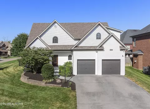 2214 Muddy Creek Ln, Knoxville, TN 37932