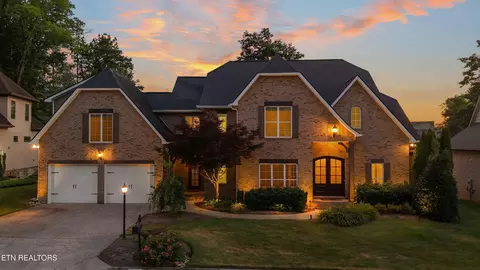 1219 Barton Place Ln, Knoxville, TN 37922