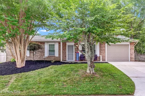4512 Hooks Ln, Knoxville, TN 37938