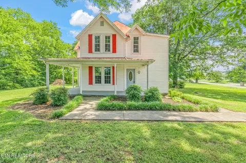 2115 Aaron Ct, Sevierville, TN 37876