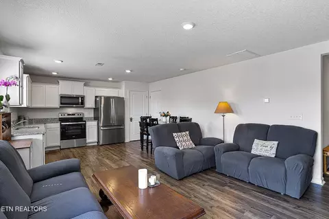 7443 Game Bird St, Corryton, TN 37721 photo 4