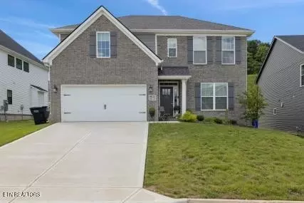 9634 Snowy Cliff Ln, Knoxville, TN 37922