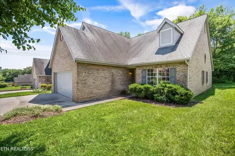 3323 Laurel View Rd, Knoxville, TN 37917