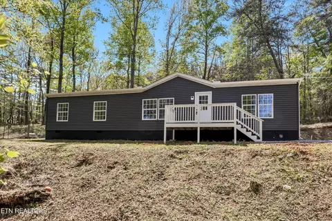 525 Thompson Bridge Rd, Maryville, TN 37801