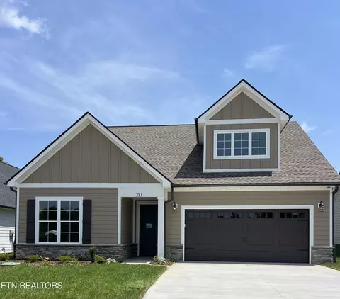 350 Trillium Tr, Lenoir City, TN 37771