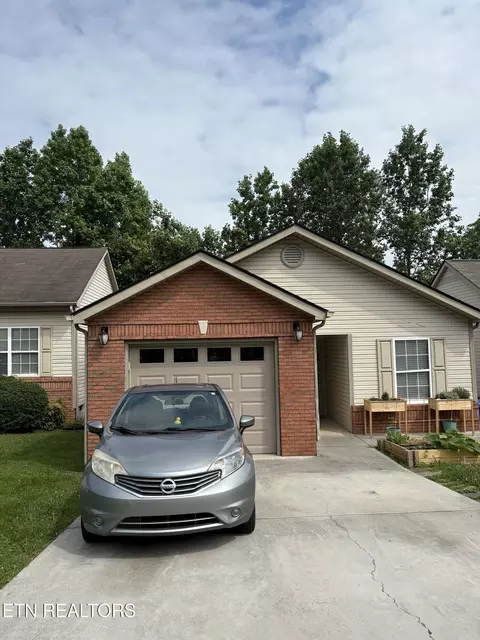 10631 Bitteroot Way, Knoxville, TN 37932