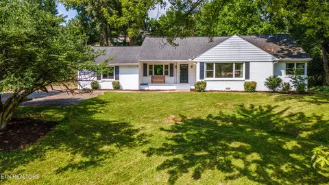 749 Cherokee Blvd, Knoxville, TN 37919