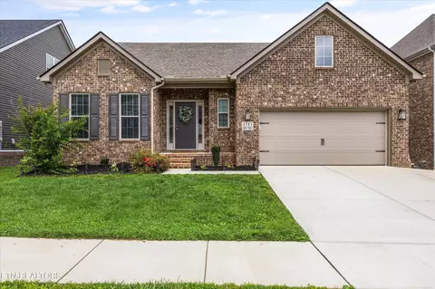 1717 Green Parrot Dr, Knoxville, TN 37922