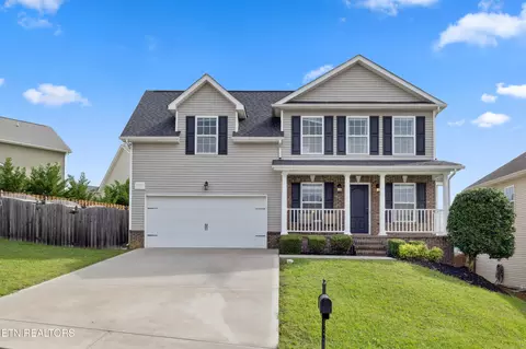 6908 Poplar Wood Tr, Knoxville, TN 37920