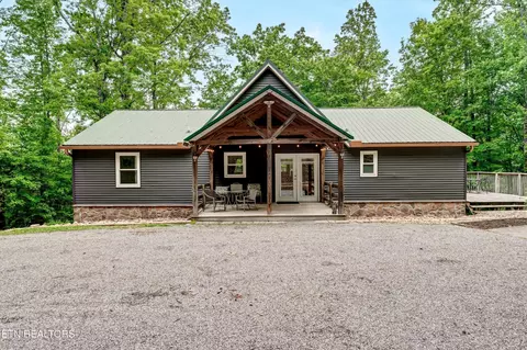 3101 W Wolf Valley Rd, Clinton, TN 37716