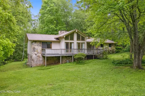 131 Clifton Cir, Oak Ridge, TN 37830