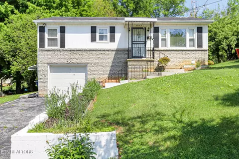 2015 Carolyn Dr, Jefferson City, TN 37760