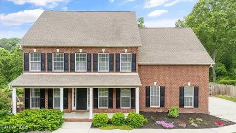 10219 Canton Place Ln, Knoxville, TN 37922