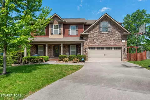 12947 Pine Meadows Ln, Knoxville, TN 37934