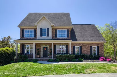 2021 Willow View Ln, Knoxville, TN 37922