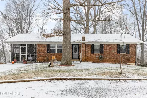 1404 Magnolia Ave, New Market, TN 37820