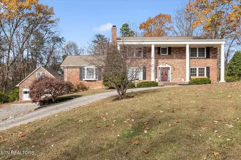 1903 Martha Berry Dr, Knoxville, TN 37918