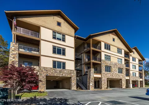 224 Maggie Mack Ln #302, Sevierville, TN 37862