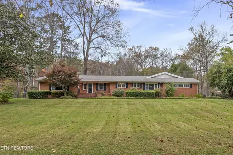 2025 Woodson Dr, Knoxville, TN 37920