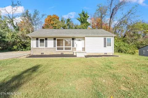 4913 Azalea Dr, Knoxville, TN 37909